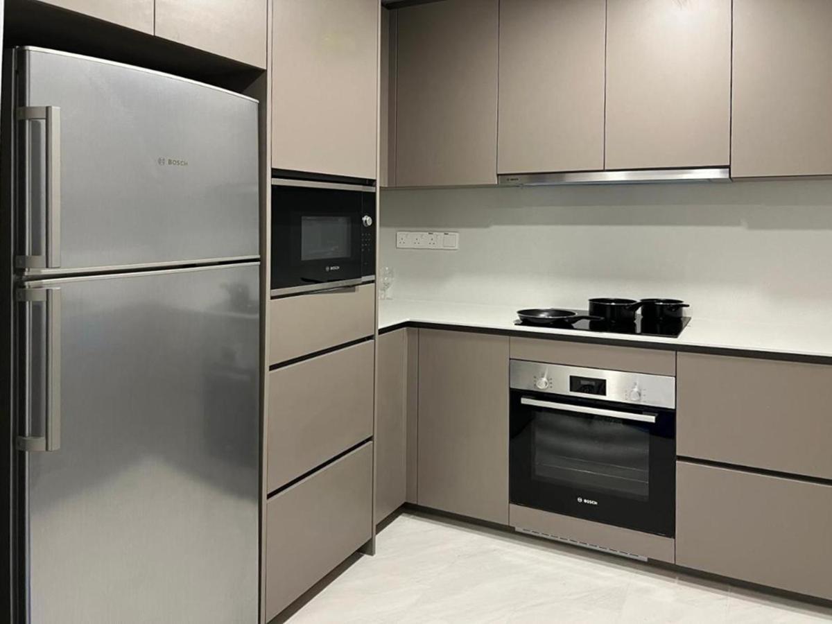 Astra @ Eaton Residences Kl Kuala Lumpur Exteriör bild
