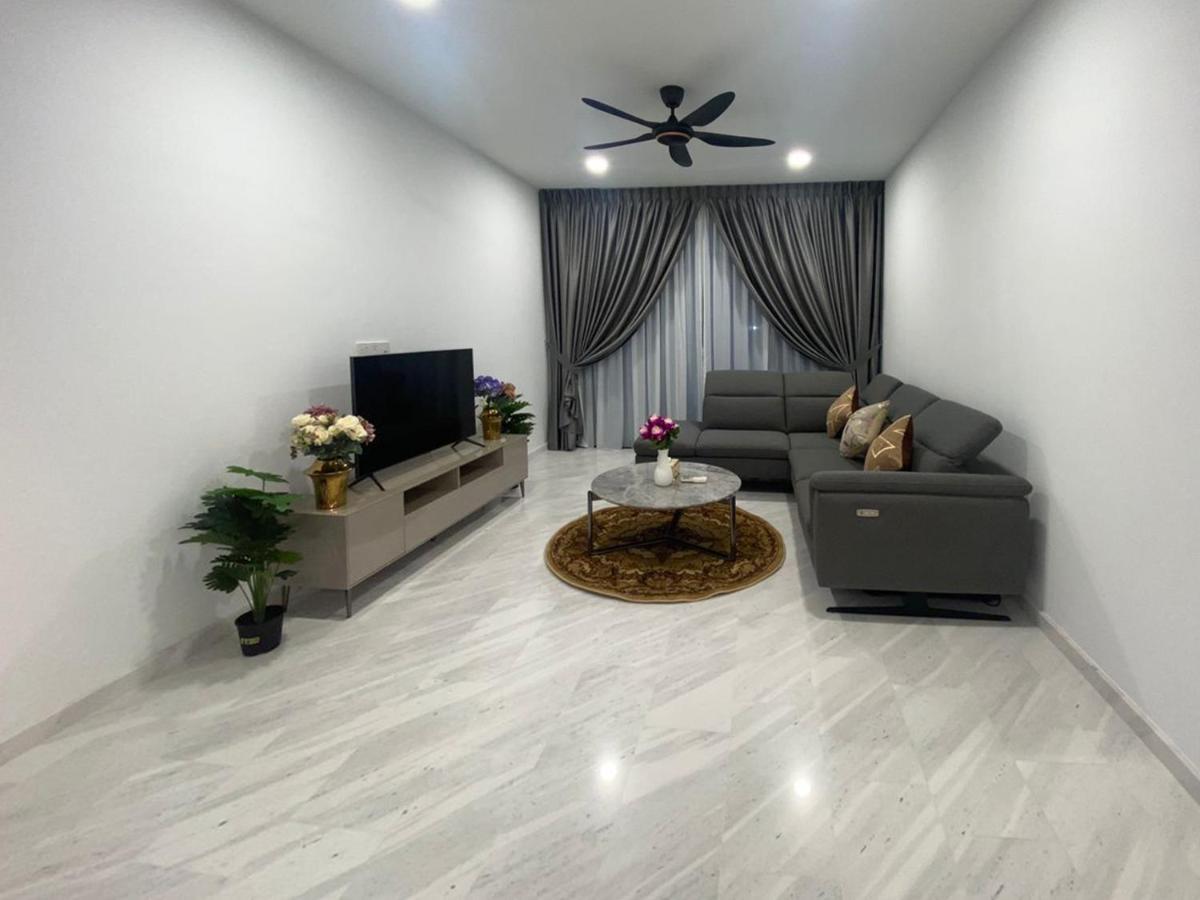 Astra @ Eaton Residences Kl Kuala Lumpur Exteriör bild