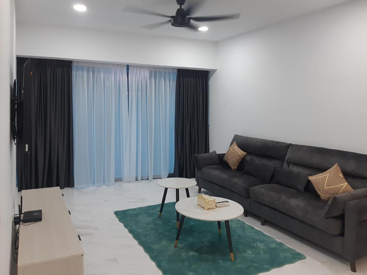 Astra @ Eaton Residences Kl Kuala Lumpur Exteriör bild