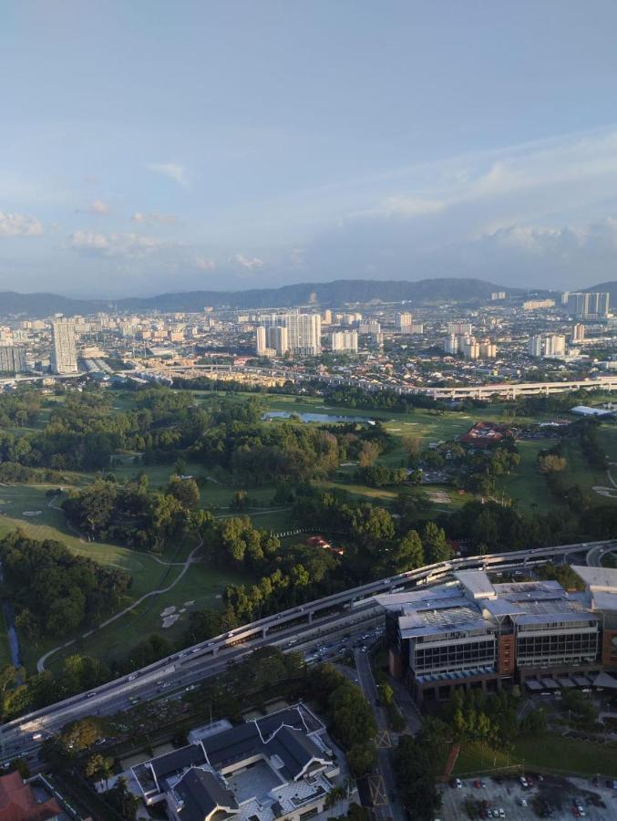 Astra @ Eaton Residences Kl Kuala Lumpur Exteriör bild