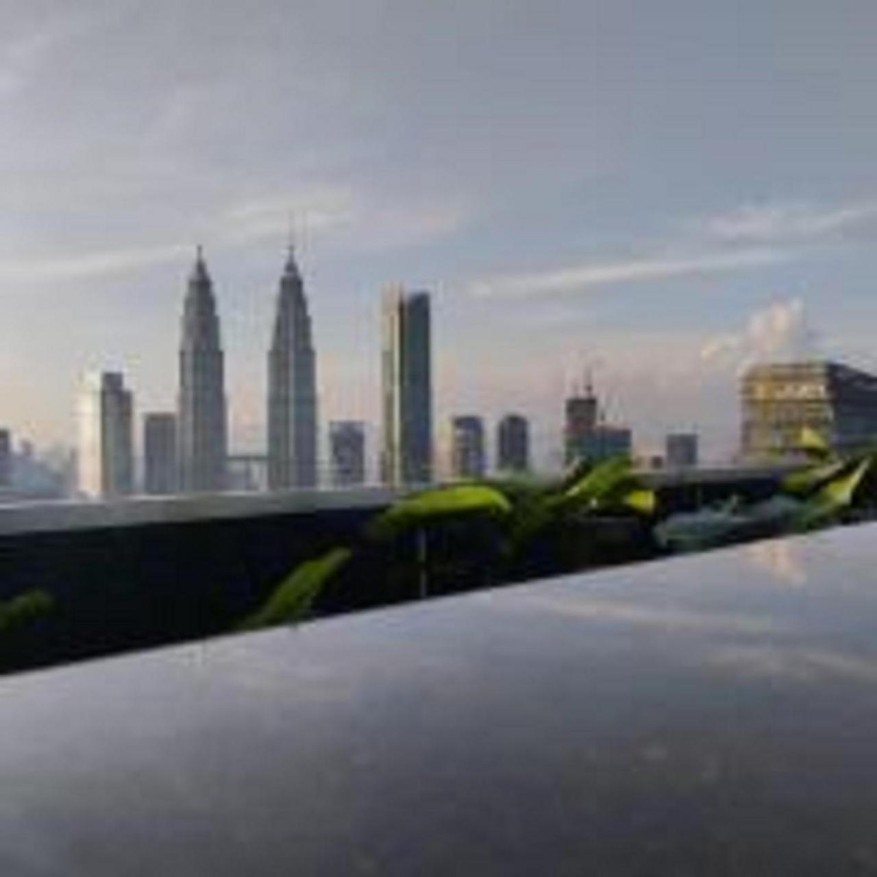 Astra @ Eaton Residences Kl Kuala Lumpur Exteriör bild