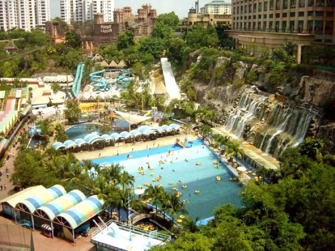 Astra @ Eaton Residences Kl Kuala Lumpur Exteriör bild