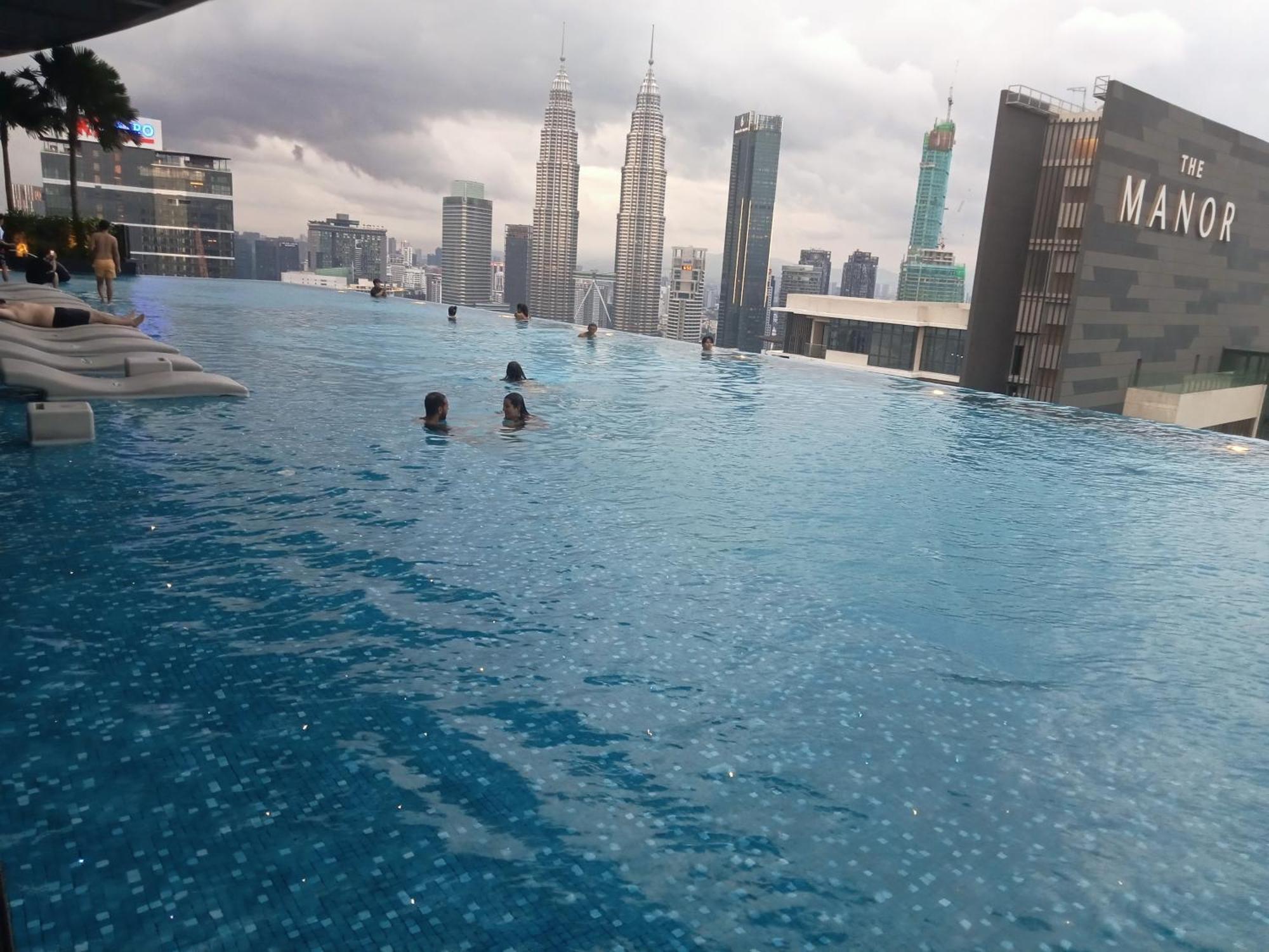 Astra @ Eaton Residences Kl Kuala Lumpur Exteriör bild